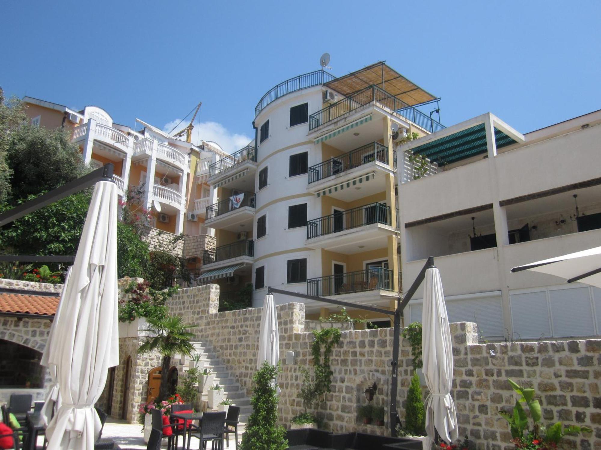 Apartments Rales Sveti Stefan Exterior foto